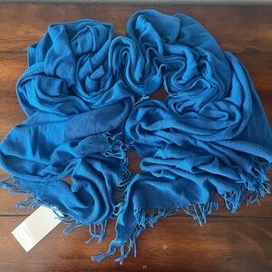 100% Mako Cotton Vince blue scarf new with tags one size